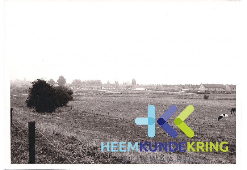 Lobith Bloedakker zicht vanaf de Herwense dijk